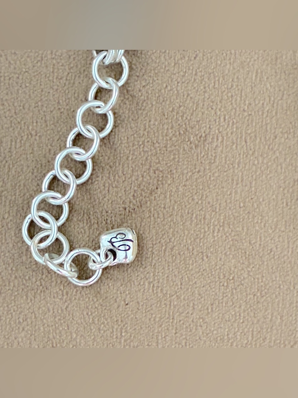 Brighton Silver Plated Floating Heart Badge Key Lanyard Holder - Picture 5 of 5